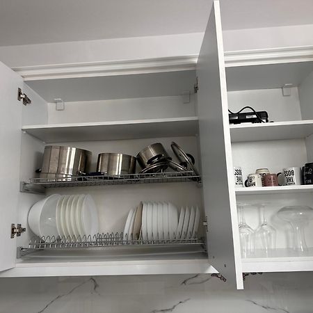Bratti'S Apartment Near Tirana Center And Mother Teresa Airport Kültér fotó