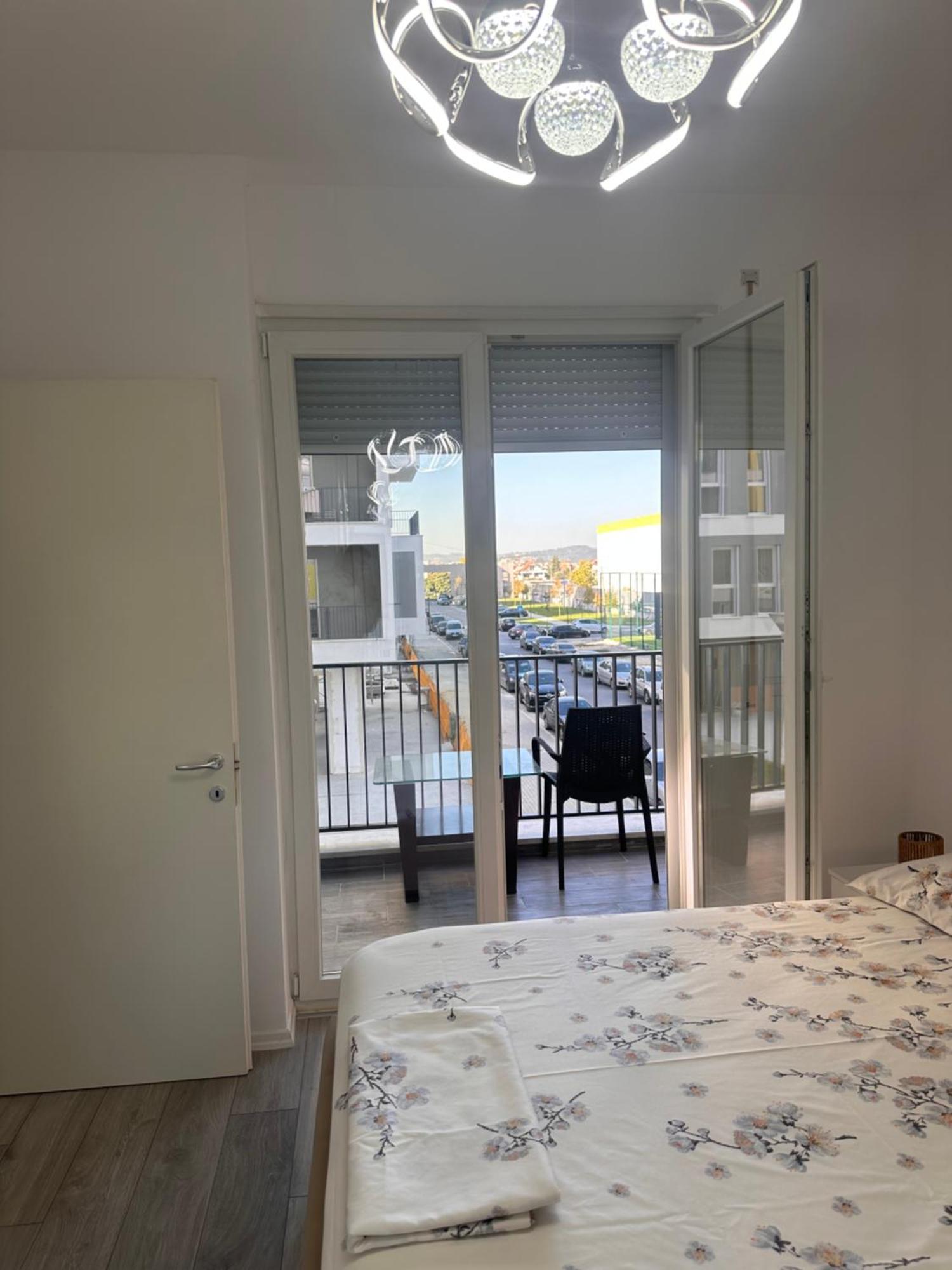 Bratti'S Apartment Near Tirana Center And Mother Teresa Airport Kültér fotó