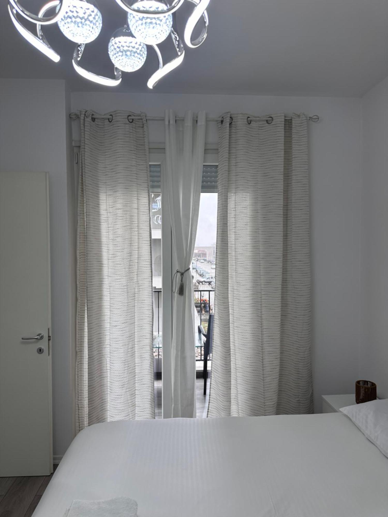 Bratti'S Apartment Near Tirana Center And Mother Teresa Airport Kültér fotó